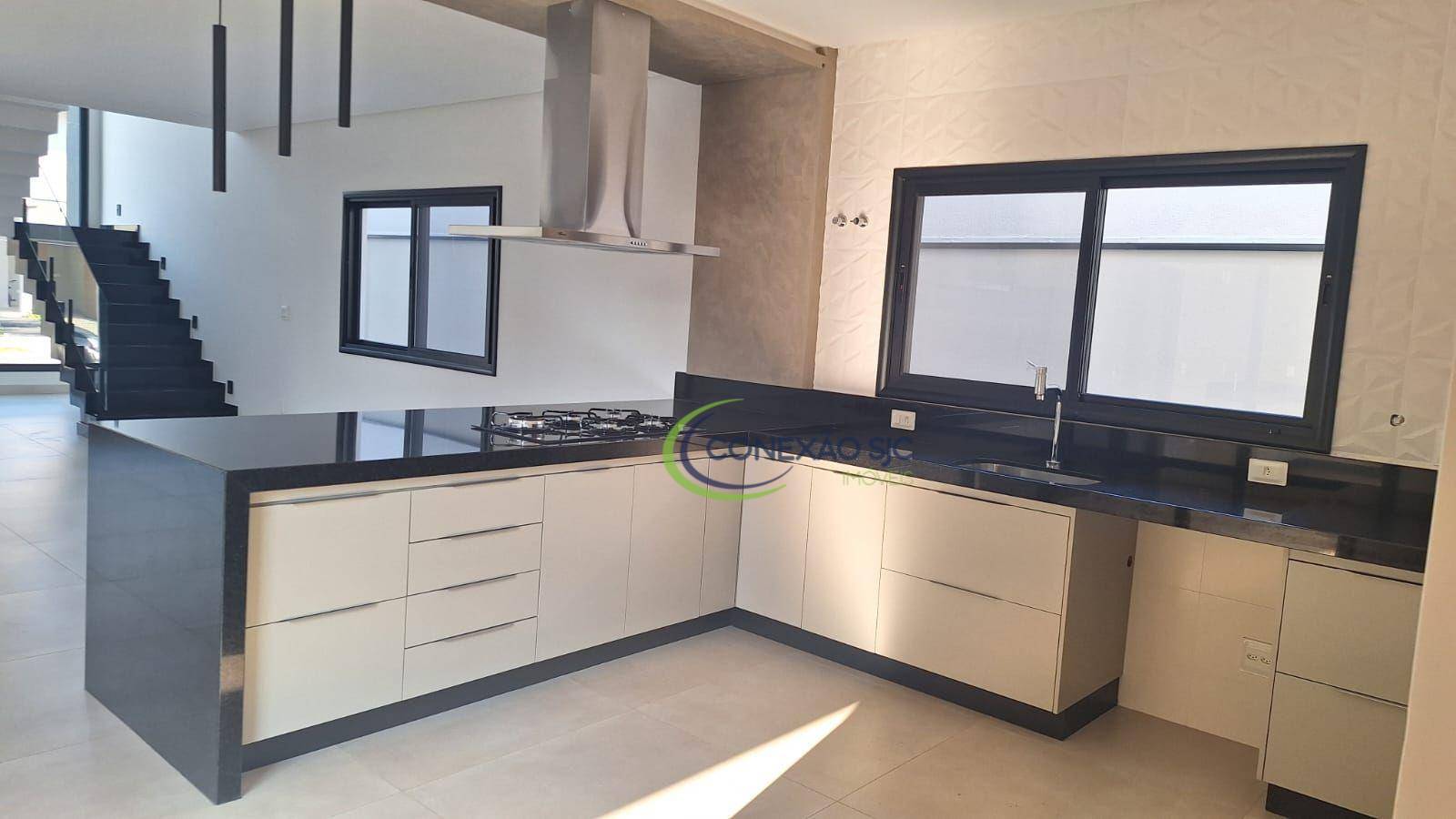 Sobrado à venda com 4 quartos, 307m² - Foto 5