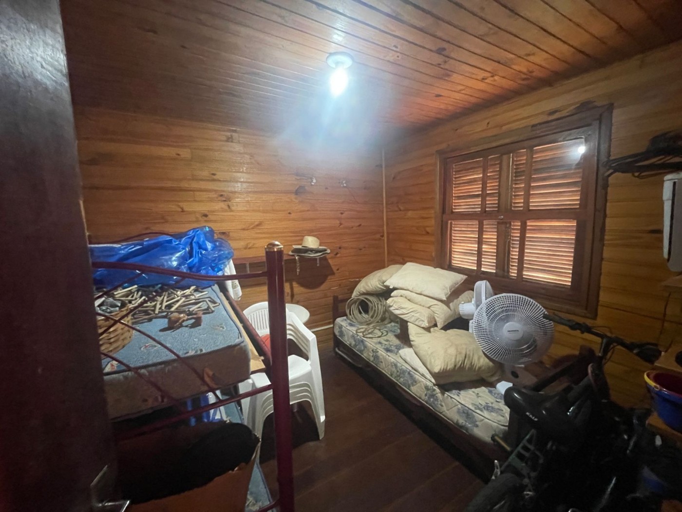 Casa à venda com 2 quartos, 250m² - Foto 9