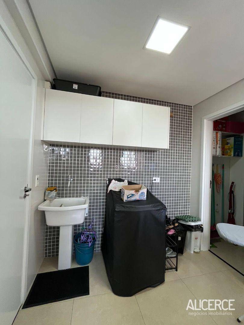 Apartamento à venda com 3 quartos, 119m² - Foto 36