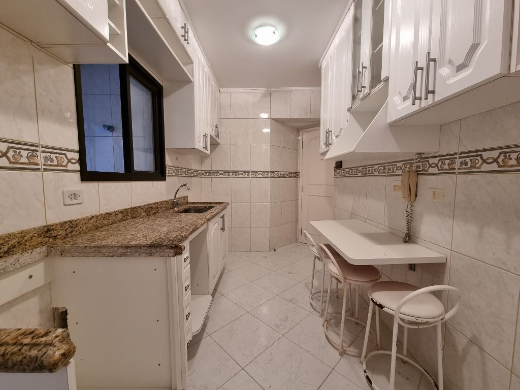 Apartamento à venda com 3 quartos, 150m² - Foto 15