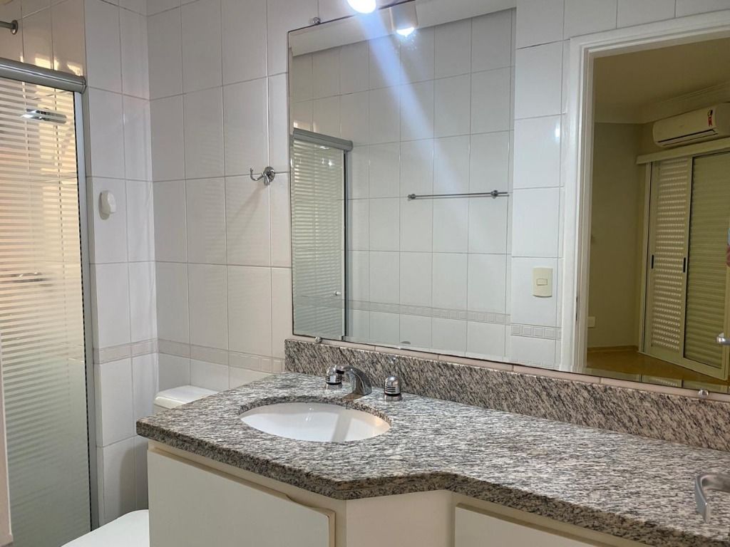 Apartamento para alugar com 1 quarto, 44m² - Foto 12