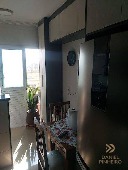 Apartamento à venda com 2 quartos, 65m² - Foto 15