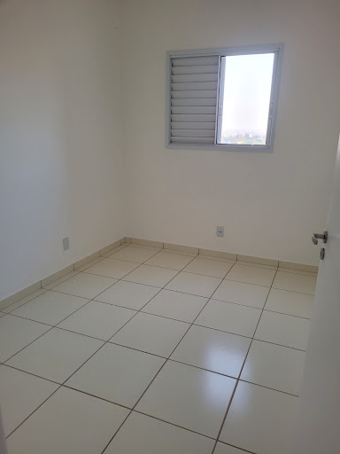 Apartamento para alugar com 2 quartos, 70m² - Foto 4