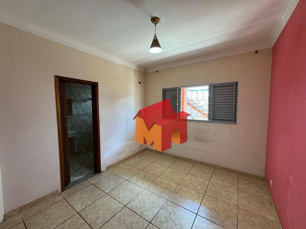 Casa à venda com 4 quartos, 153m² - Foto 13