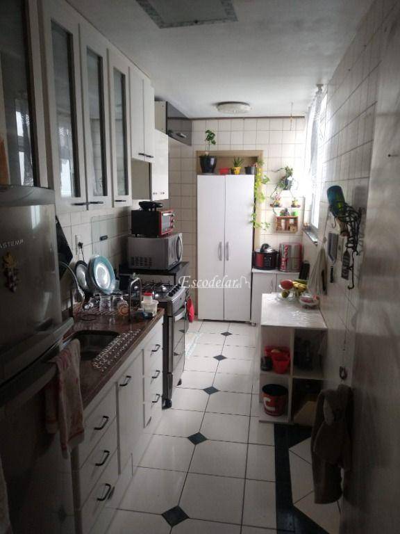 Apartamento à venda com 3 quartos, 70m² - Foto 4