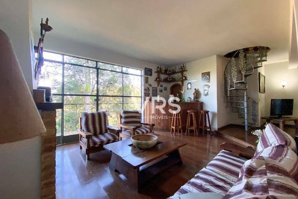 Casa à venda com 4 quartos, 228m² - Foto 9