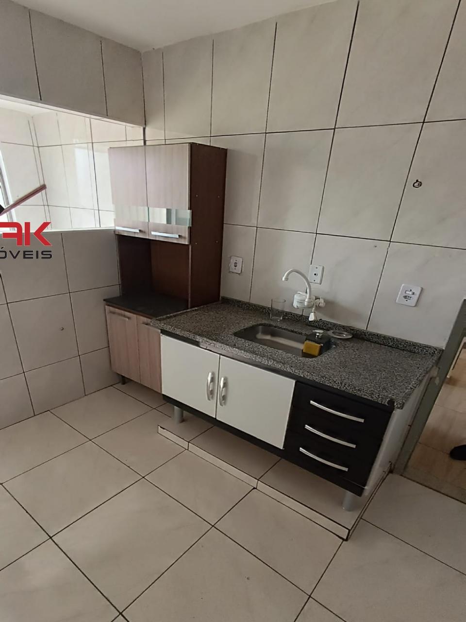 Apartamento para alugar com 2 quartos, 80m² - Foto 4