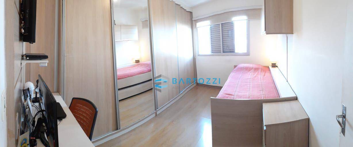 Apartamento à venda com 3 quartos, 94m² - Foto 10