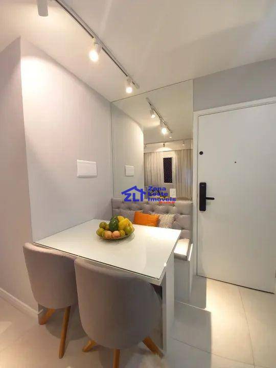 Apartamento à venda com 2 quartos, 37m² - Foto 2