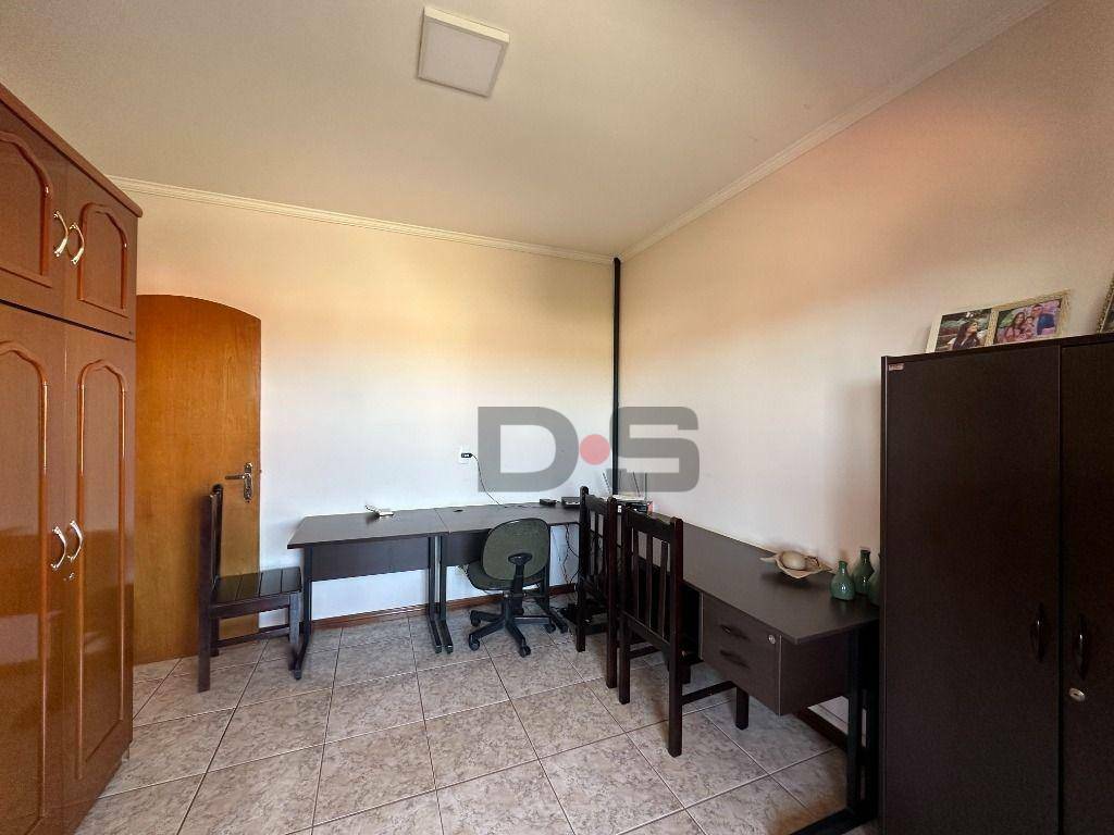 Sobrado à venda com 4 quartos, 181m² - Foto 14