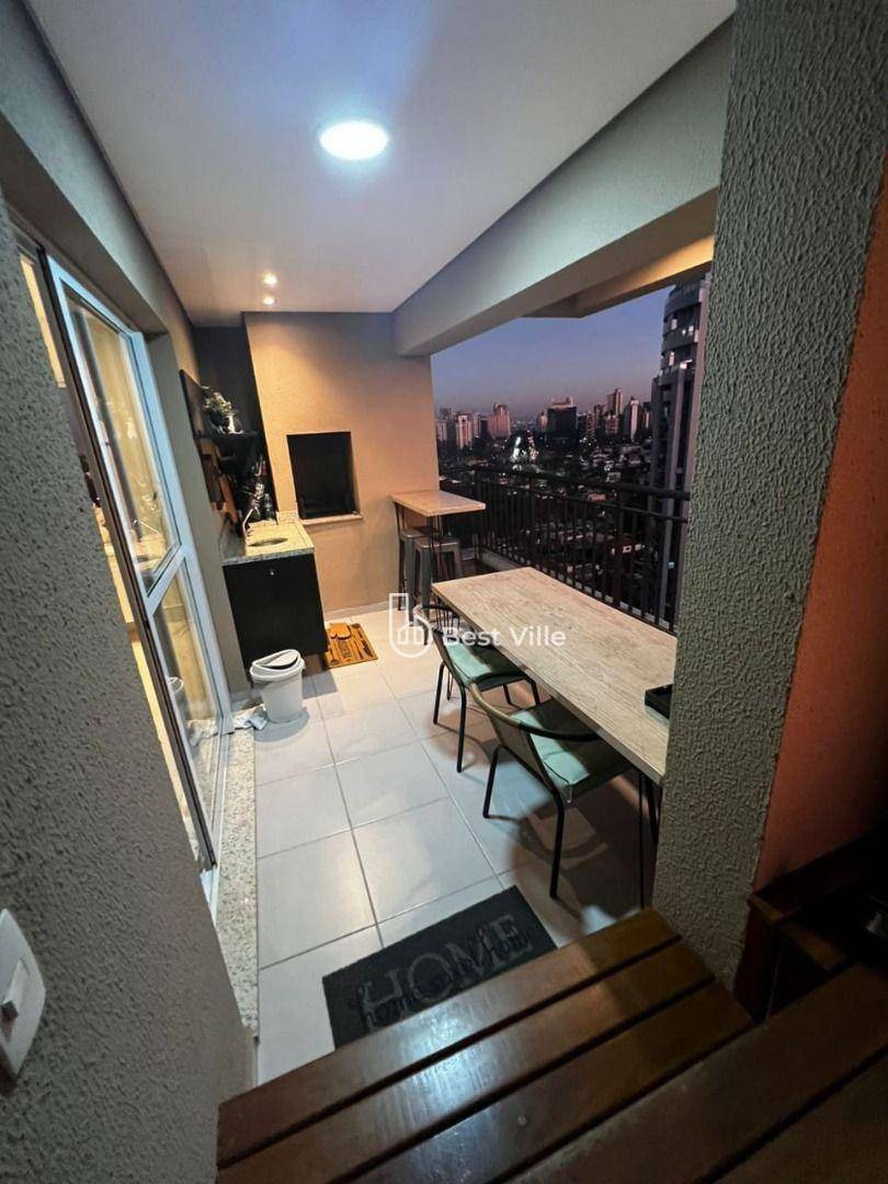 Apartamento à venda com 3 quartos, 187m² - Foto 1