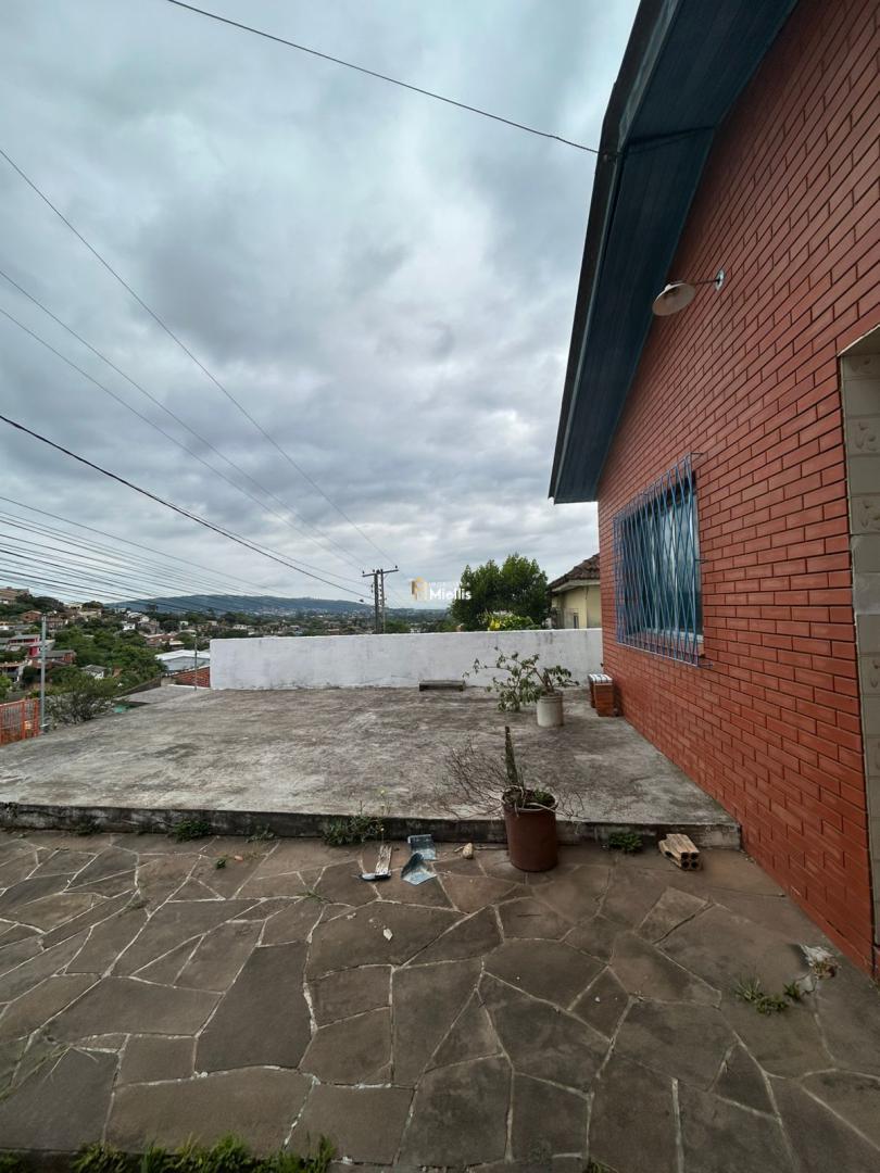 Casa à venda com 4 quartos, 80m² - Foto 4
