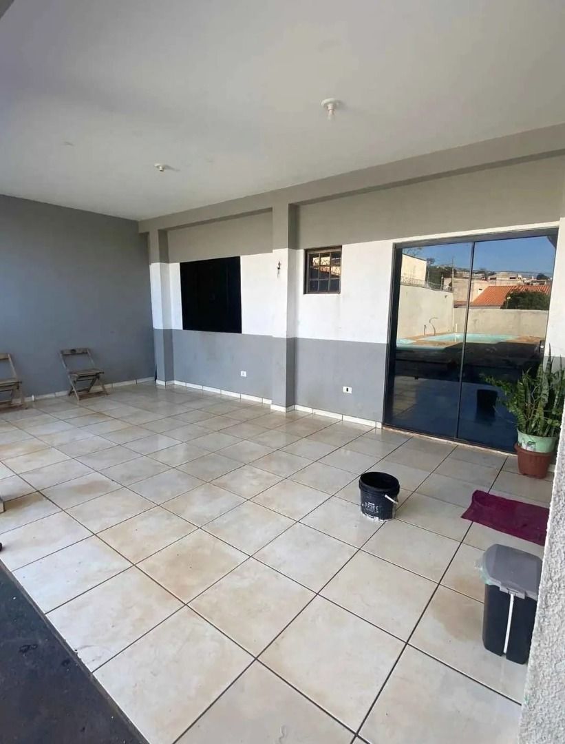 Sobrado à venda com 3 quartos, 180m² - Foto 2