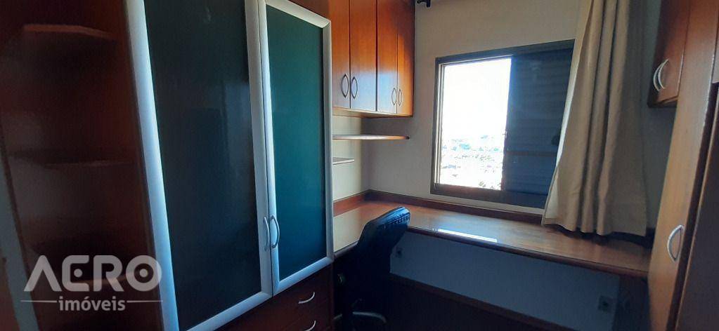 Apartamento à venda com 3 quartos, 90m² - Foto 11