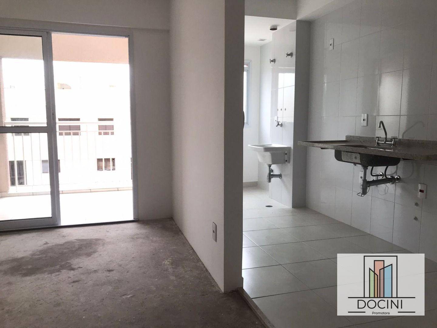 Apartamento à venda com 2 quartos, 70m² - Foto 12