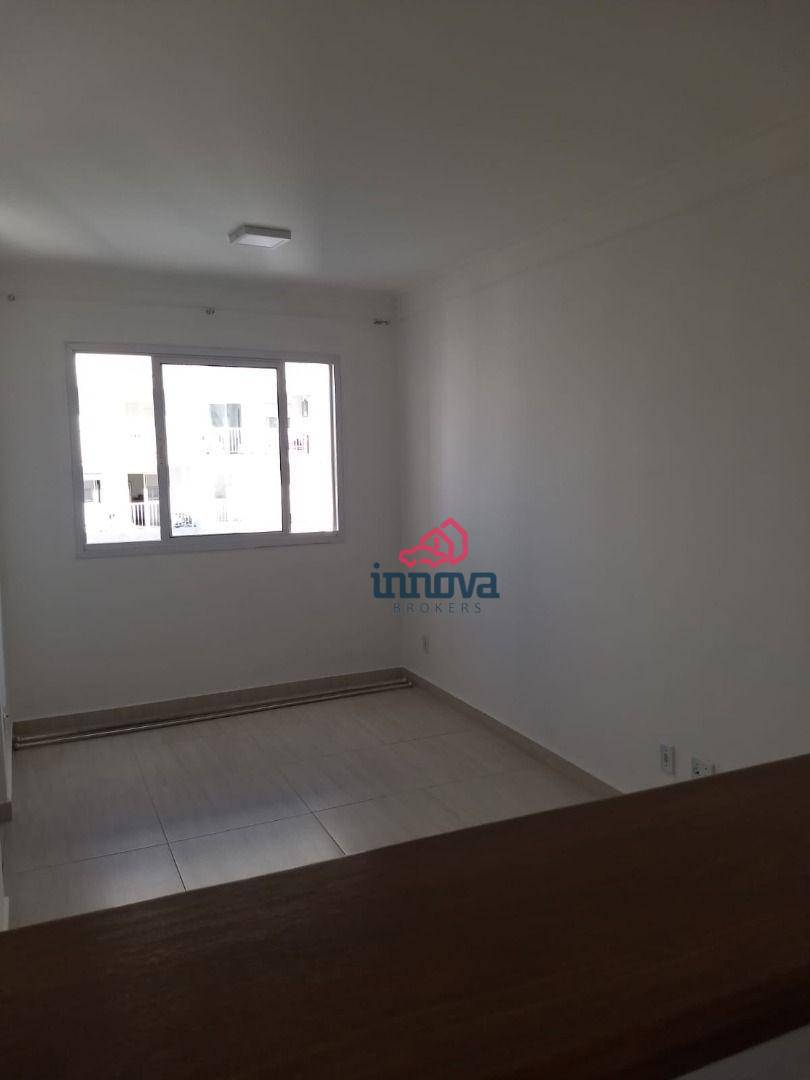 Apartamento à venda com 2 quartos, 42m² - Foto 2