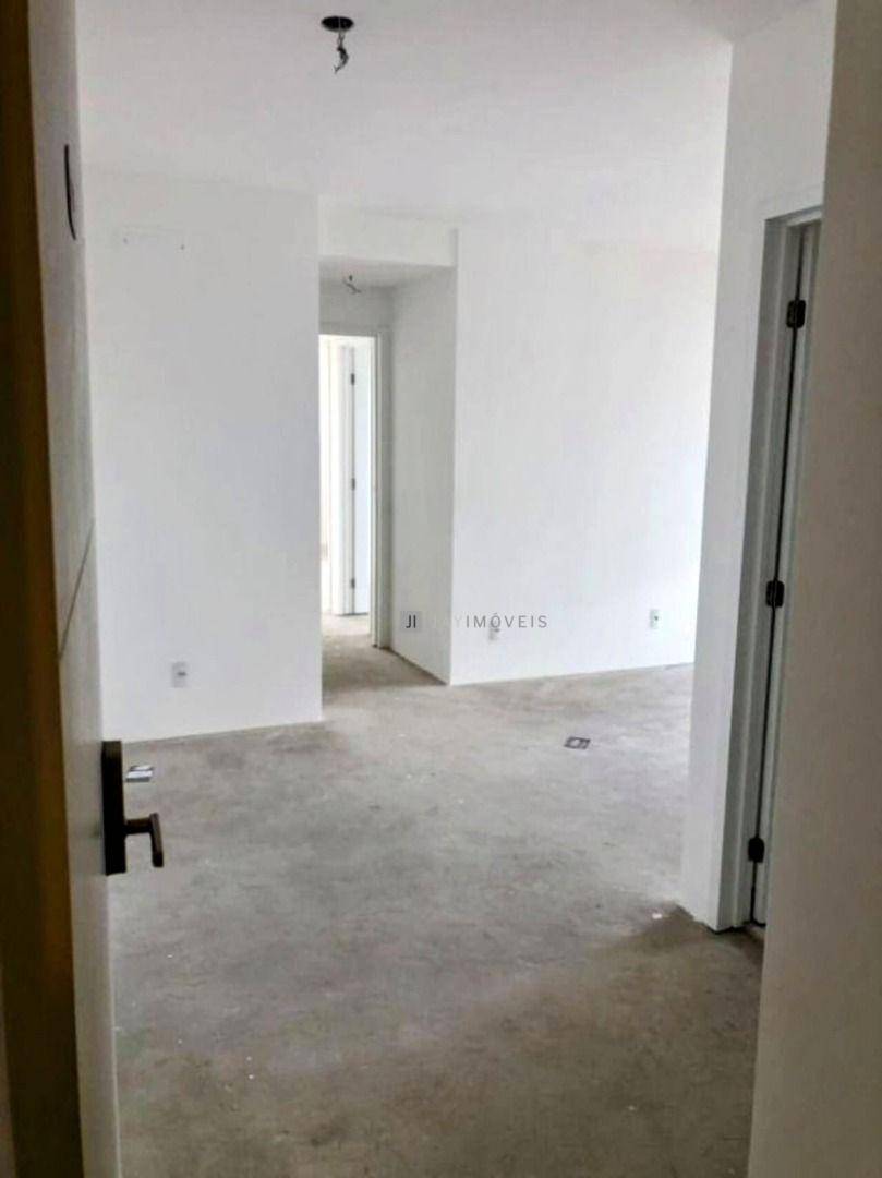 Apartamento à venda com 3 quartos, 84m² - Foto 15