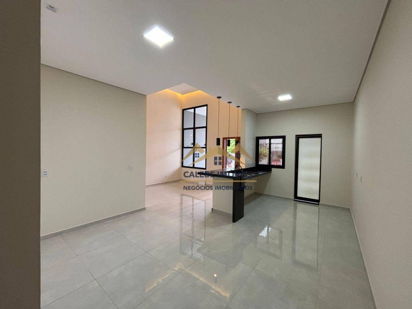 Casa à venda com 2 quartos, 91m² - Foto 4