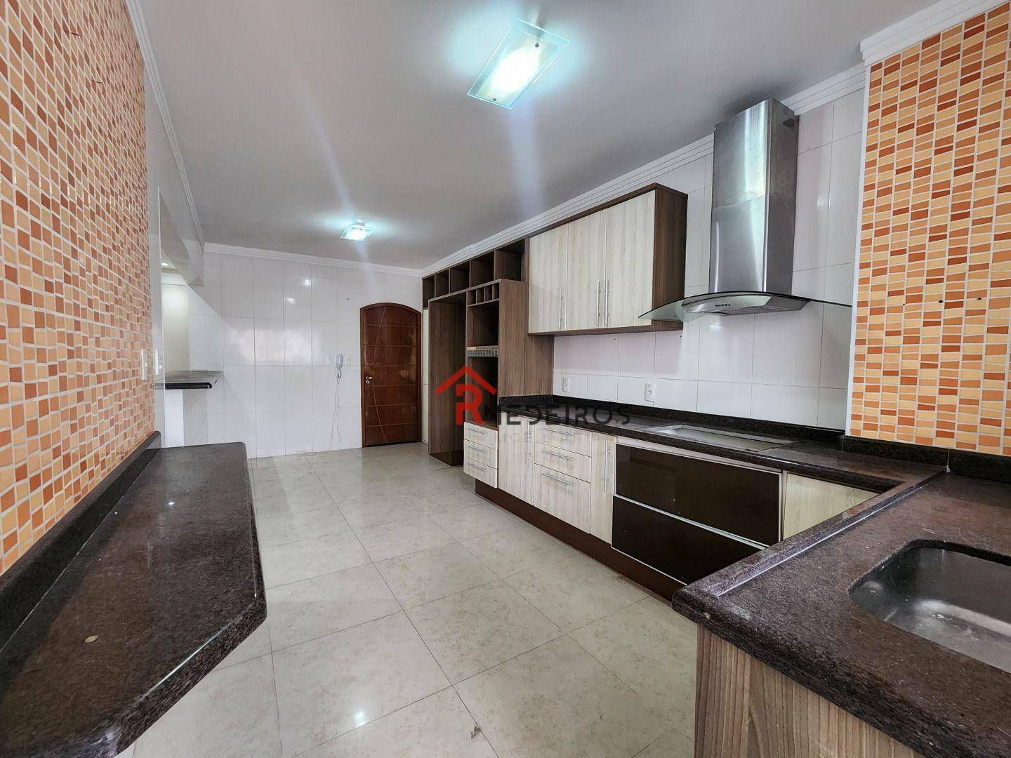 Apartamento à venda com 3 quartos, 110m² - Foto 9