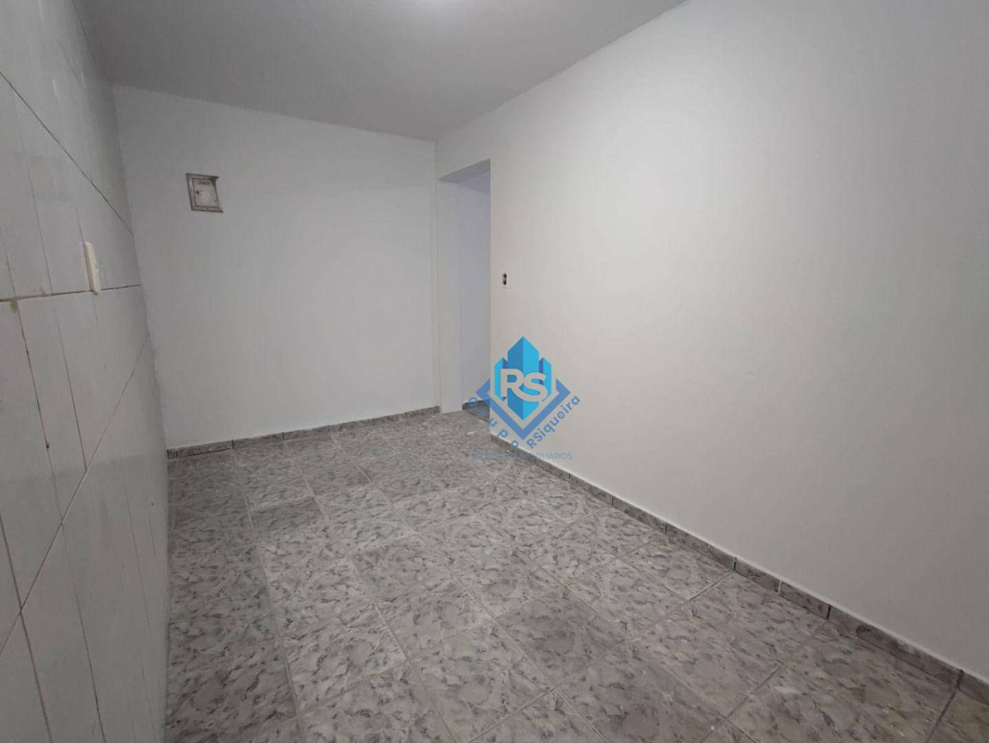 Casa para alugar com 4 quartos, 191m² - Foto 12