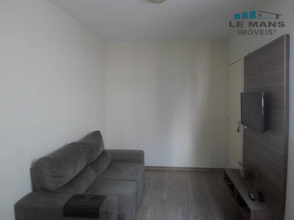 Apartamento à venda com 2 quartos, 45m² - Foto 1