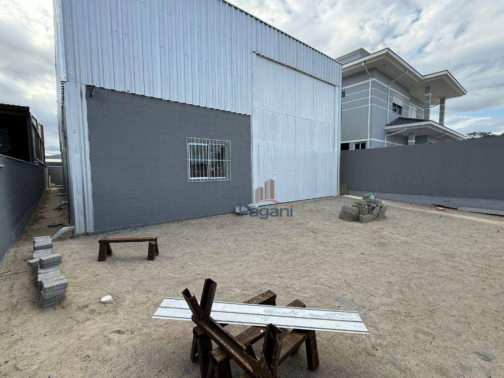 Depósito-Galpão-Armazém para alugar, 200m² - Foto 7