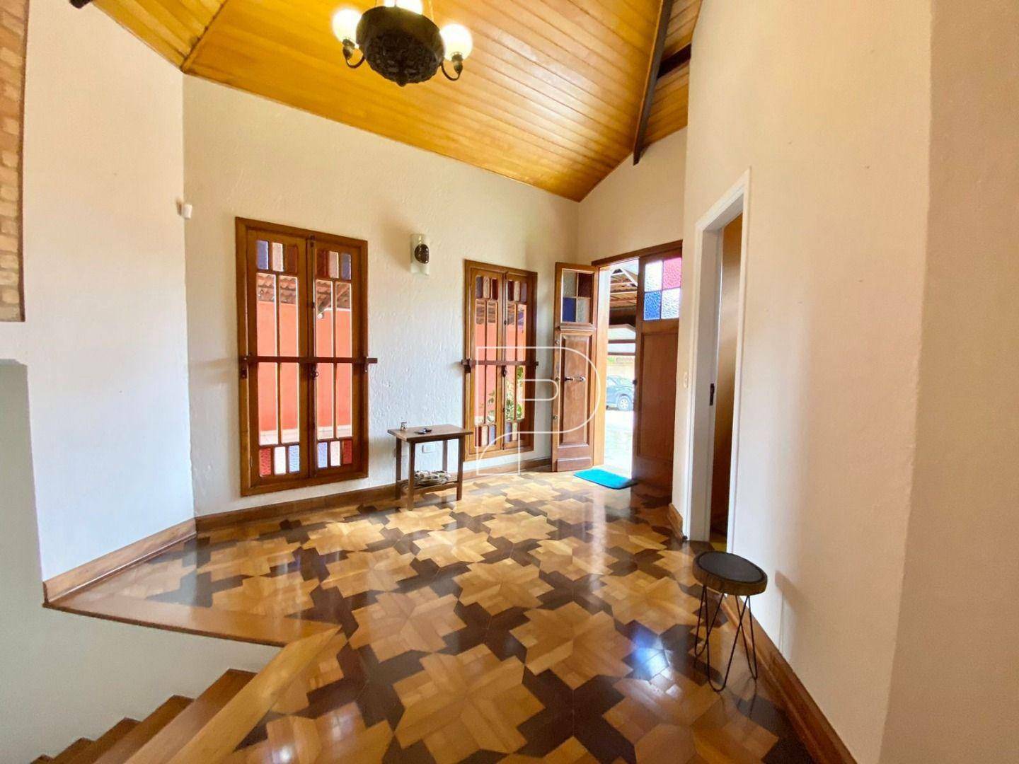 Casa de Condomínio à venda e aluguel com 4 quartos, 271m² - Foto 4