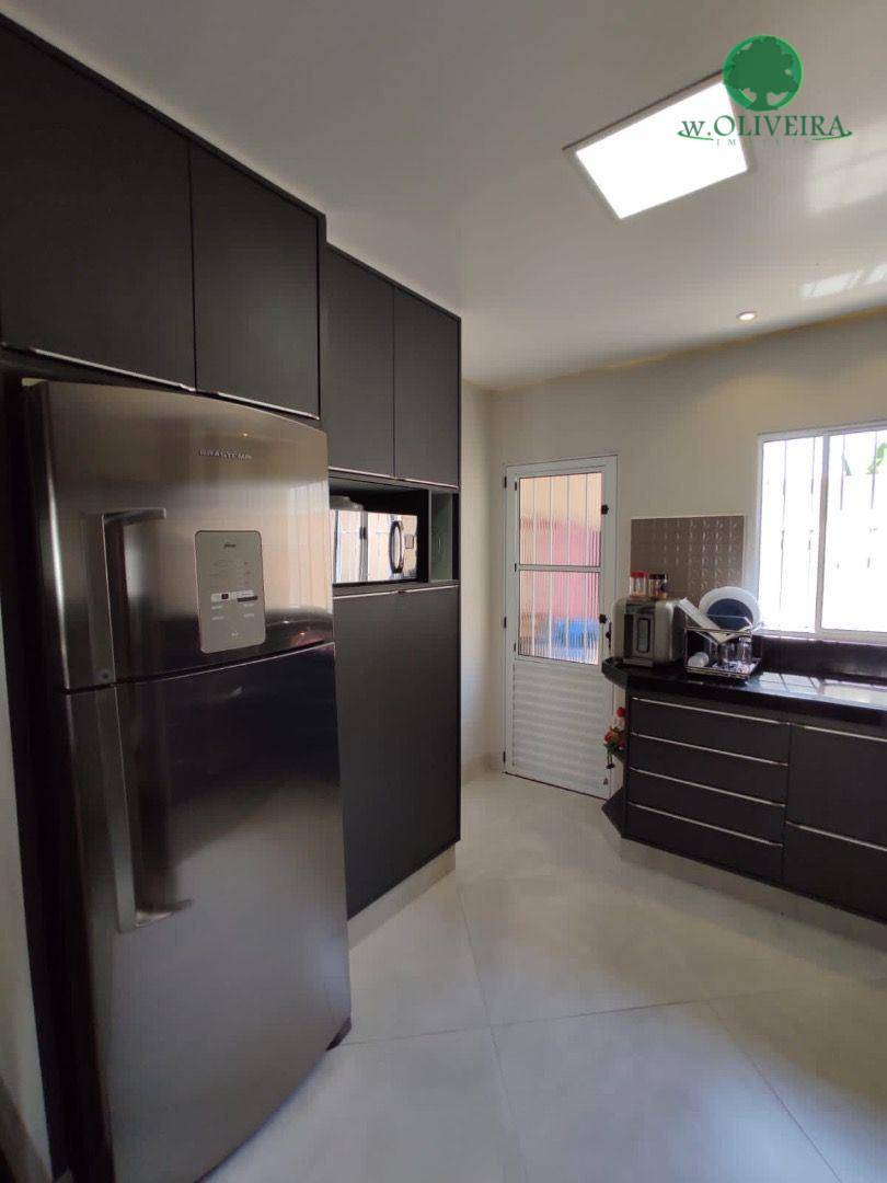 Sobrado à venda com 4 quartos, 242m² - Foto 12