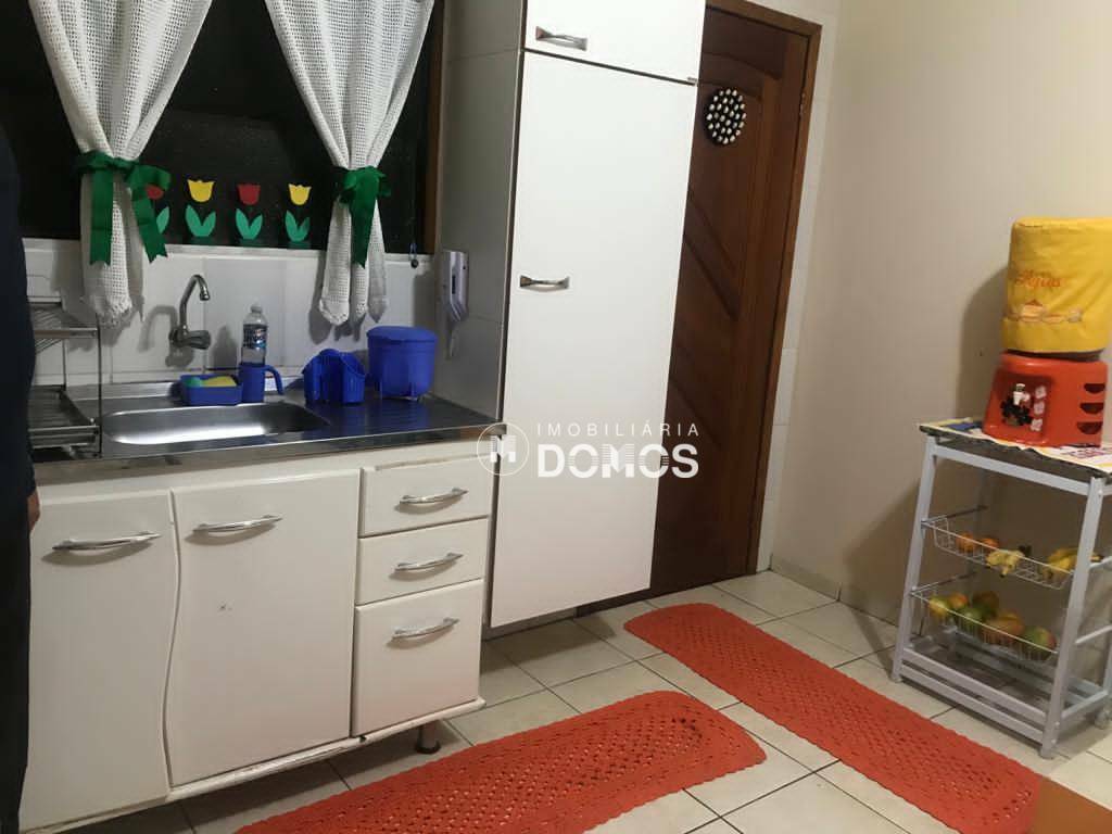 Apartamento à venda com 3 quartos, 111m² - Foto 11