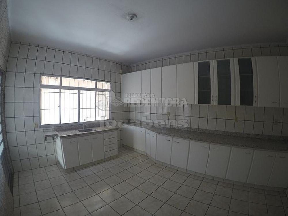 Sobrado, 4 quartos, 250 m² - Foto 1