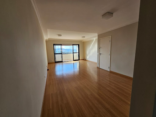 Apartamento à venda e aluguel com 4 quartos, 158m² - Foto 1