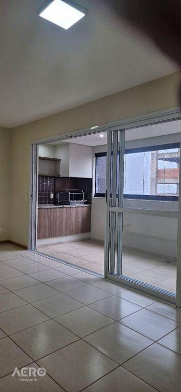 Apartamento à venda e aluguel com 3 quartos, 131m² - Foto 1