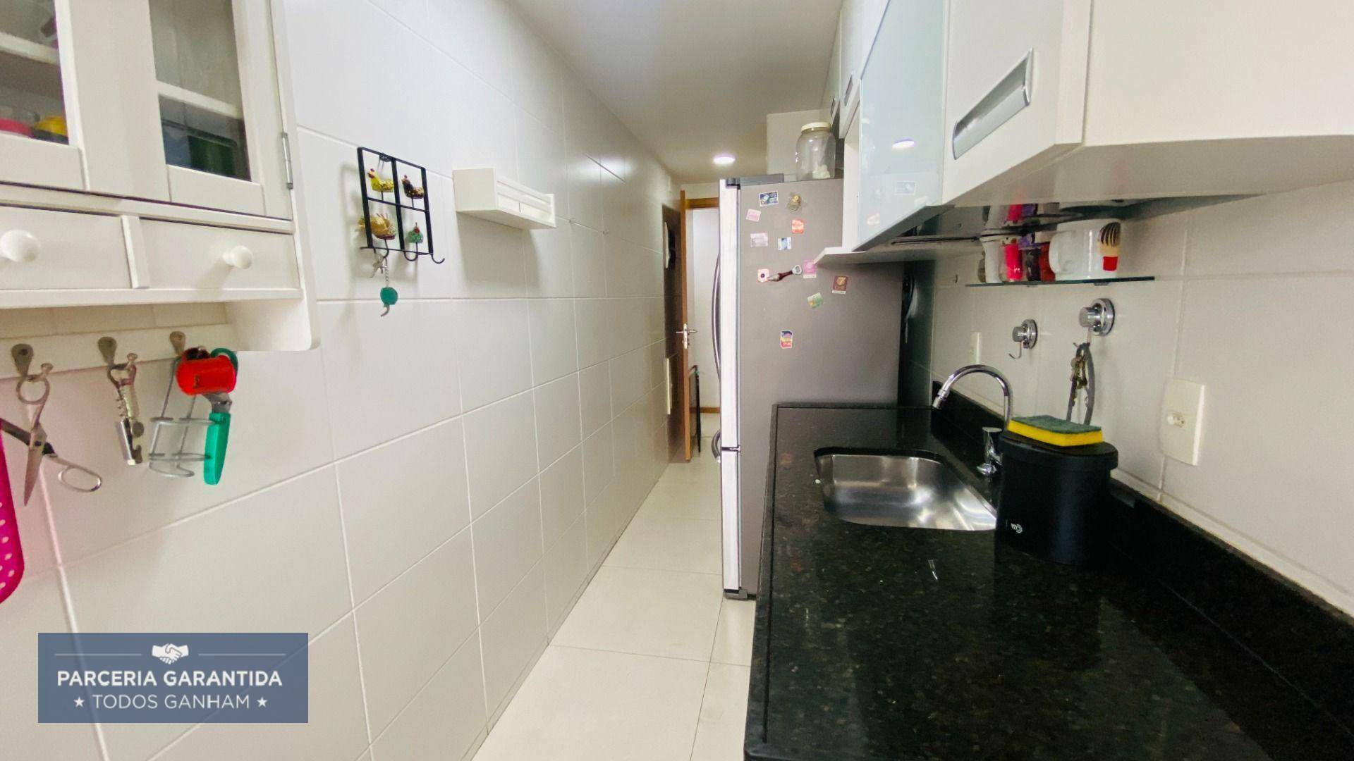 Apartamento à venda com 3 quartos, 164m² - Foto 14