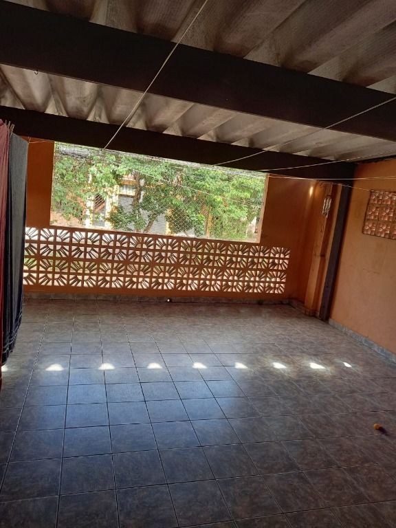 Casa à venda com 2 quartos, 156m² - Foto 1