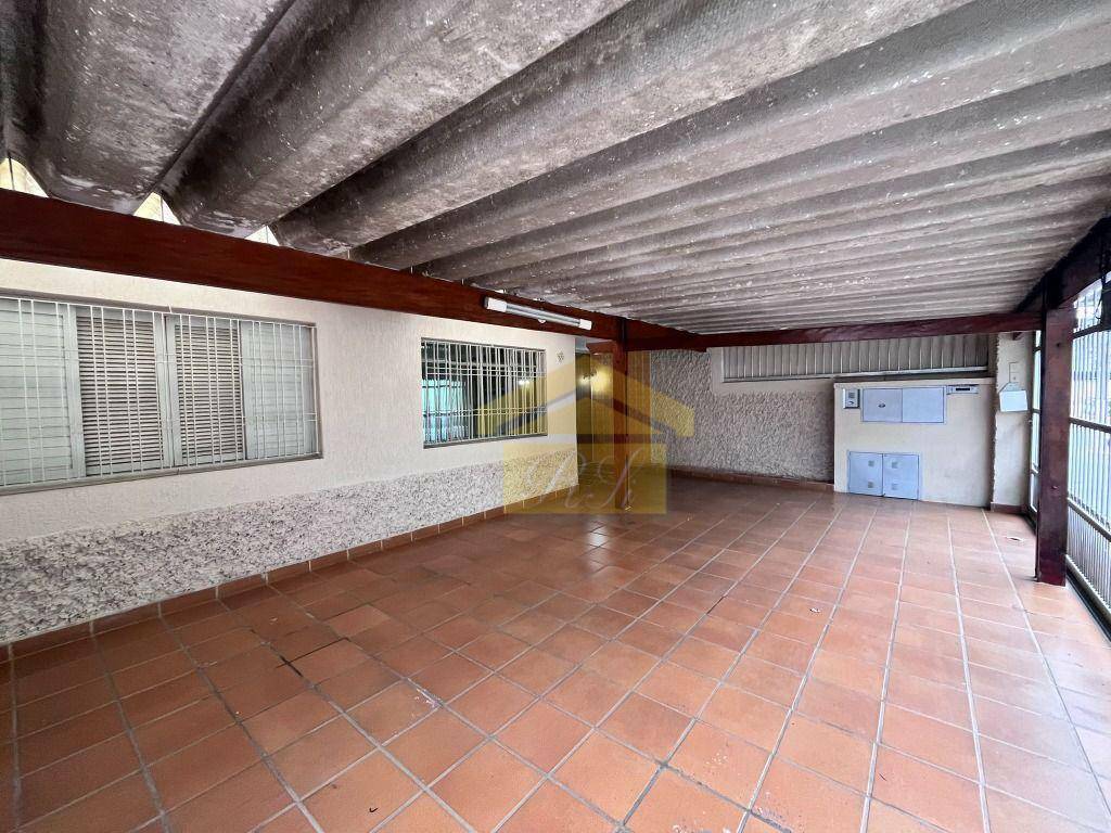 Casa para alugar com 2 quartos, 76m² - Foto 16