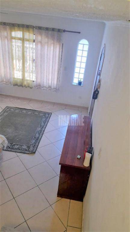 Sobrado à venda com 4 quartos, 210m² - Foto 3