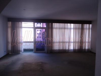 Apartamento para alugar com 3 quartos, 170m² - Foto 2