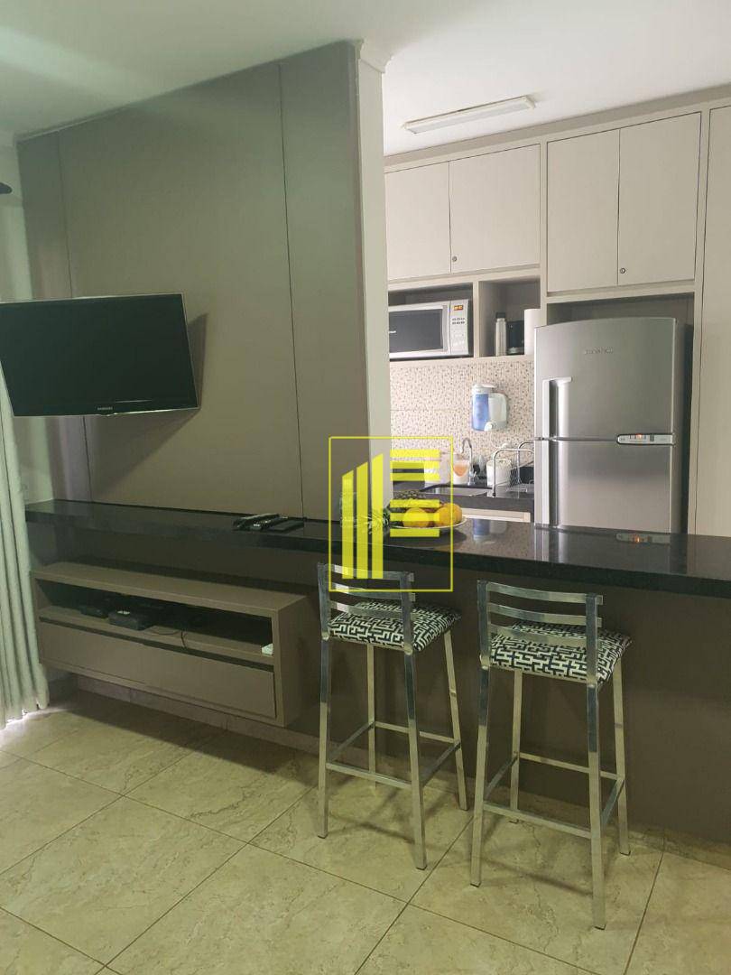 Apartamento à venda com 1 quarto, 50m² - Foto 2