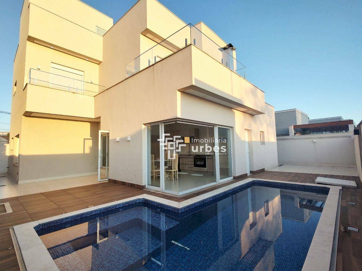 Casa de Condomínio à venda com 3 quartos, 330m² - Foto 1