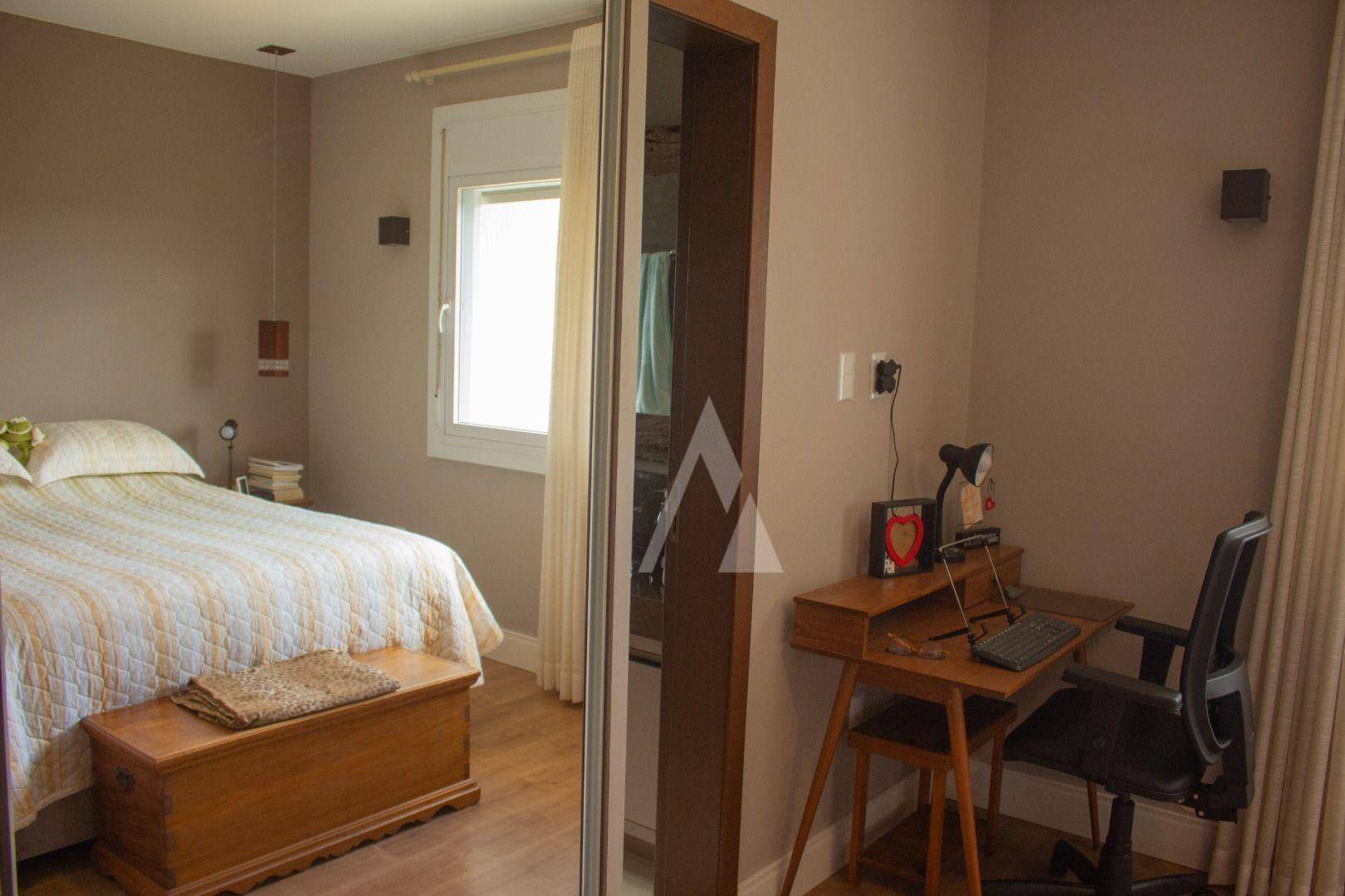 Casa à venda com 3 quartos, 222m² - Foto 28