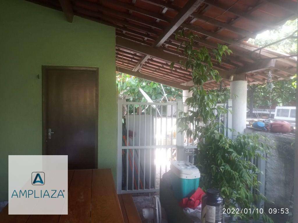 Casa à venda com 4 quartos, 240m² - Foto 20
