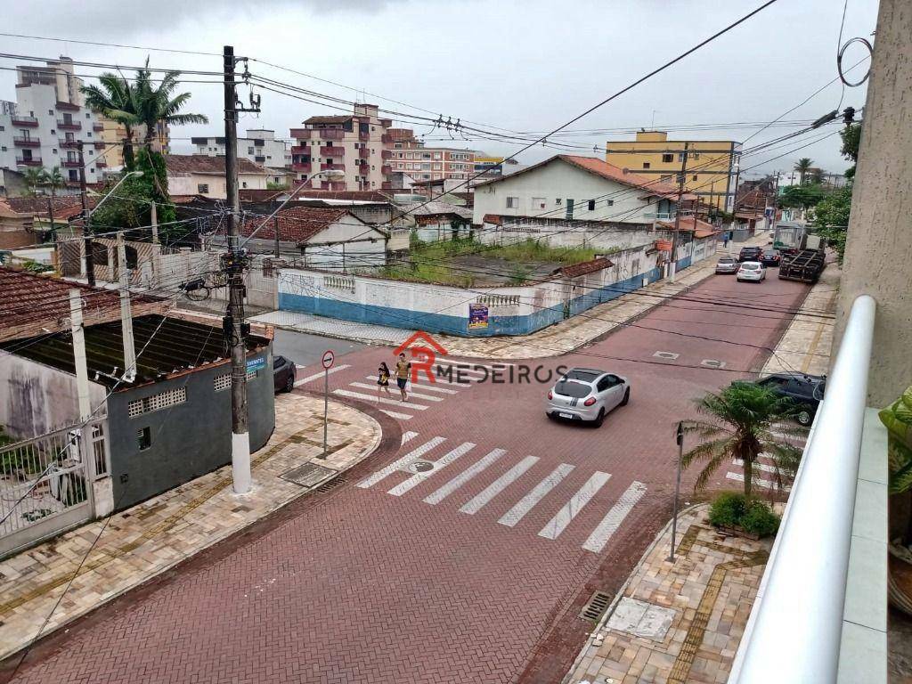 Sobrado à venda com 3 quartos, 300m² - Foto 16