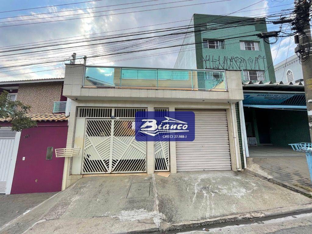 Sobrado à venda com 3 quartos, 205m² - Foto 1