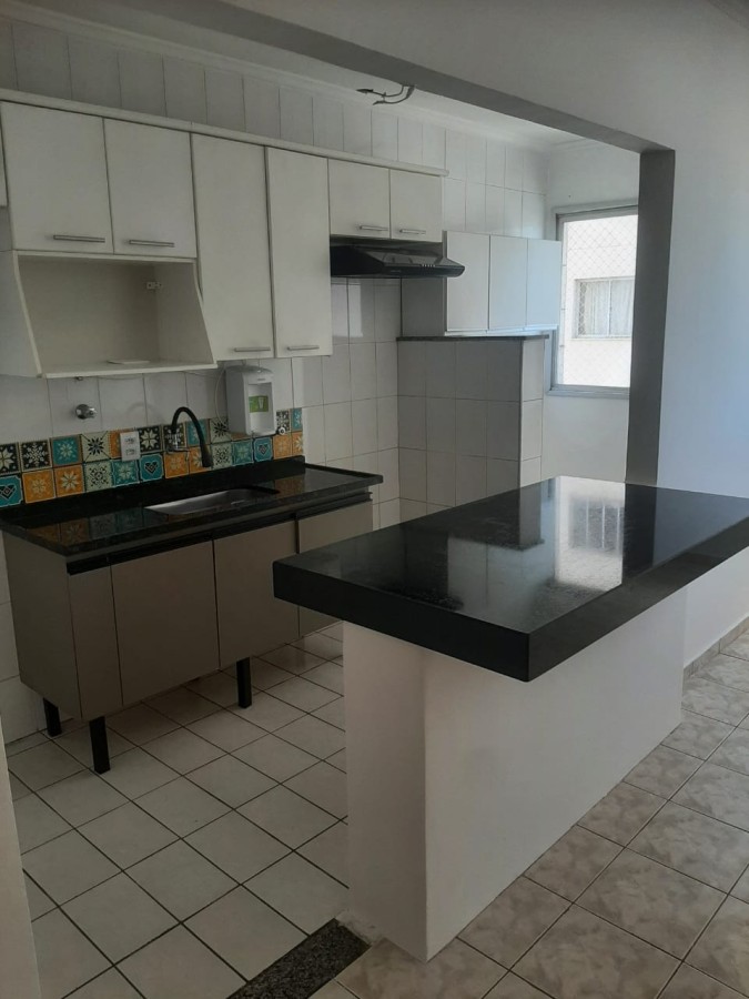 Apartamento à venda com 2 quartos, 62m² - Foto 4