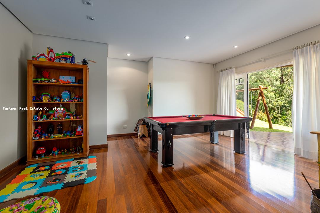 Casa à venda com 5 quartos, 3000m² - Foto 10