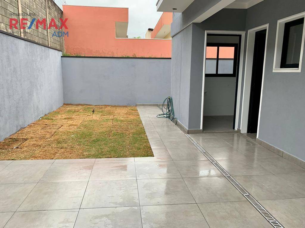 Casa de Condomínio à venda com 3 quartos, 180m² - Foto 3