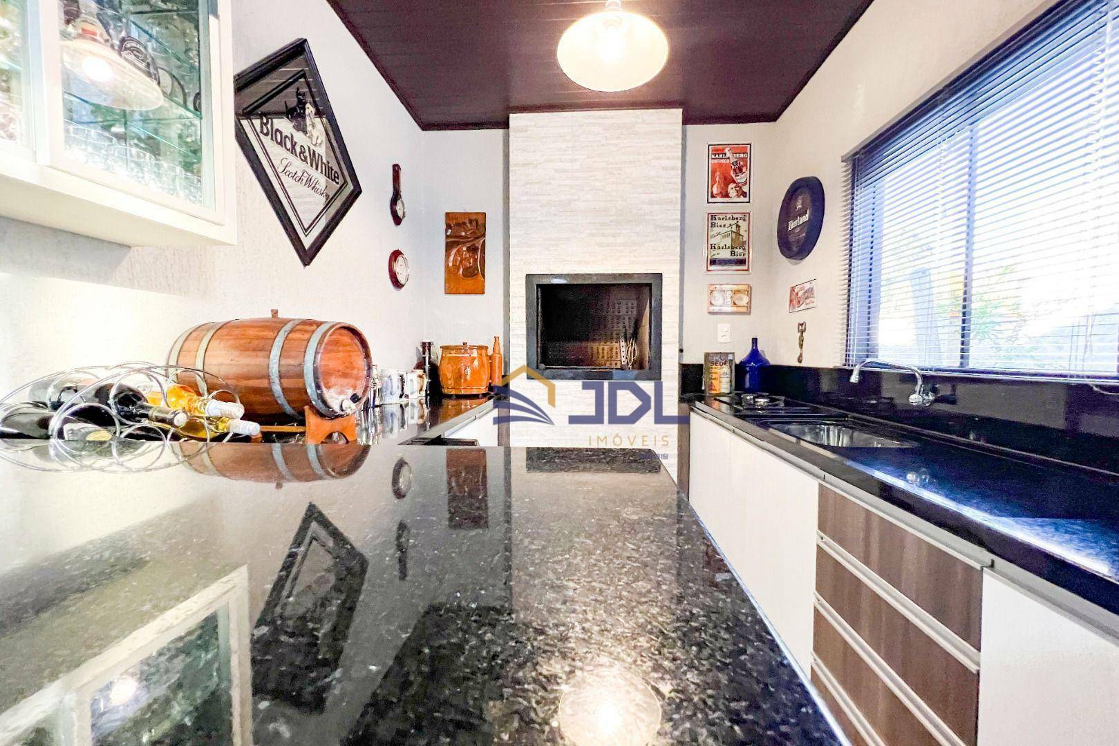 Casa à venda com 3 quartos, 192m² - Foto 12