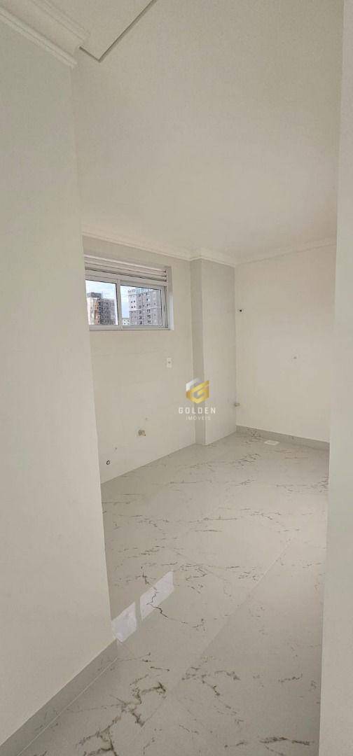 Apartamento à venda com 2 quartos, 58m² - Foto 17