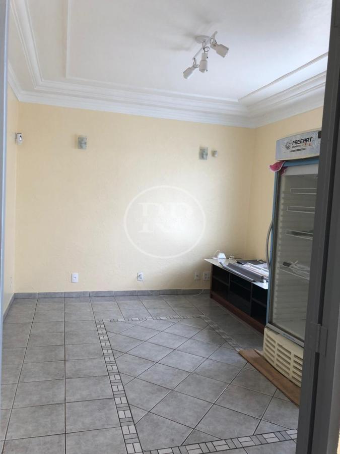 Casa à venda com 3 quartos, 135m² - Foto 4