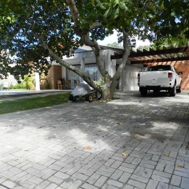 Casa de Condomínio à venda com 3 quartos, 270m² - Foto 2